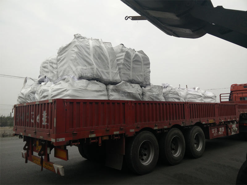 提金椰殼活性炭裝車(chē)發(fā)貨